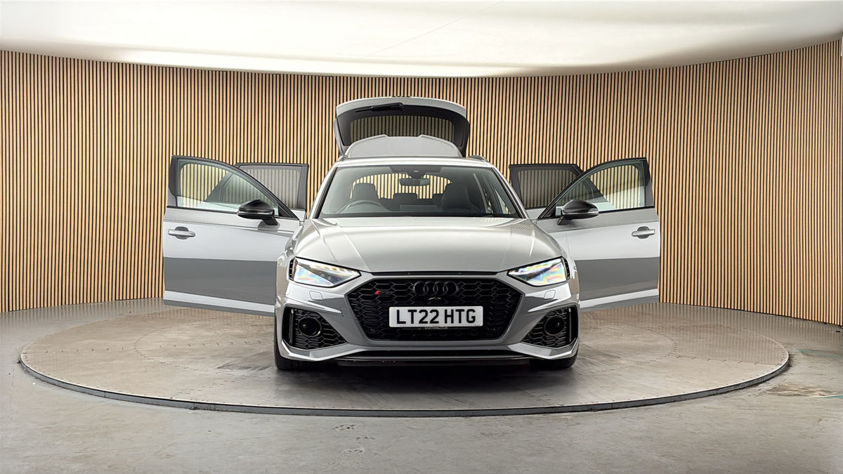 More views of Audi RS4 Avant