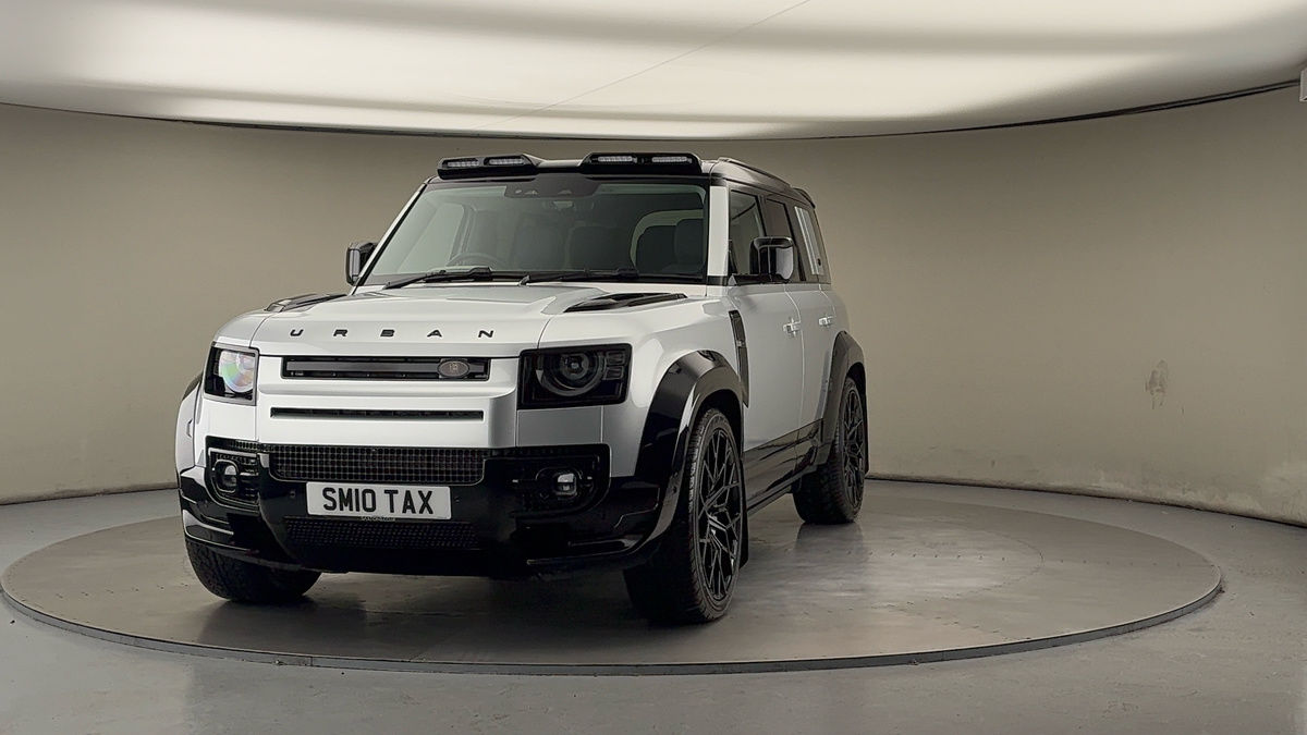 More views of Land Rover Defender 110