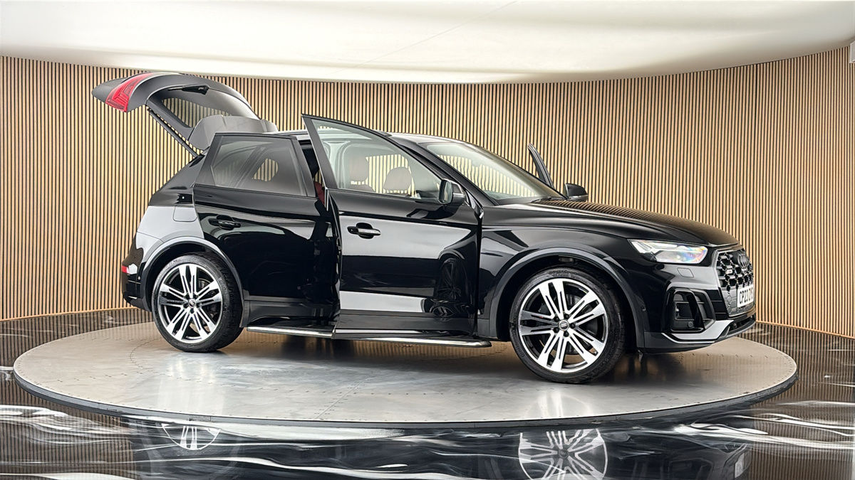 More views of Audi SQ5