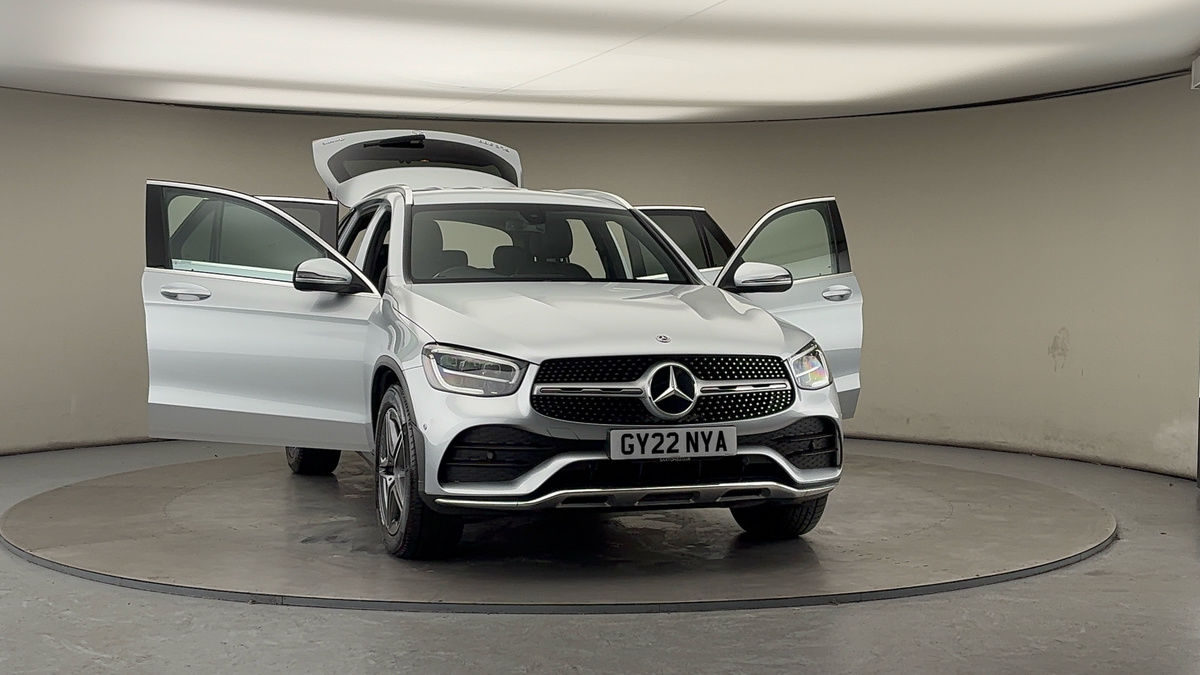 More views of Mercedes-Benz GLC