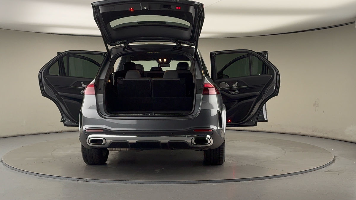 More views of Mercedes-Benz GLE