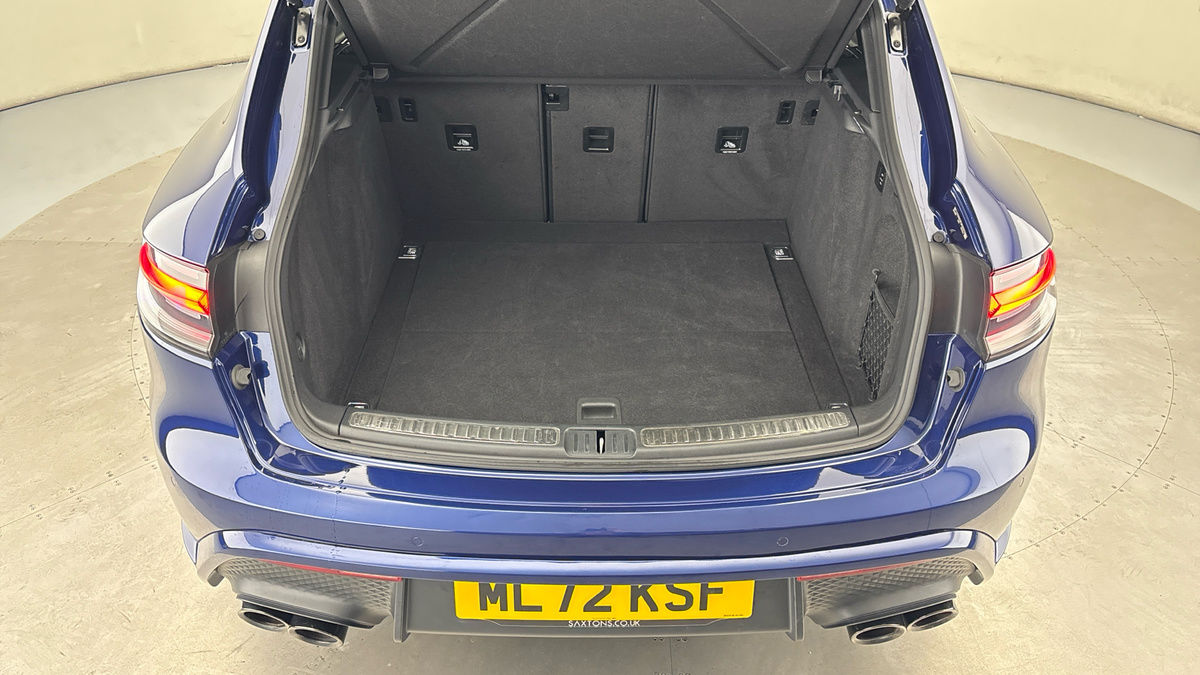 Porsche Macan Image 11