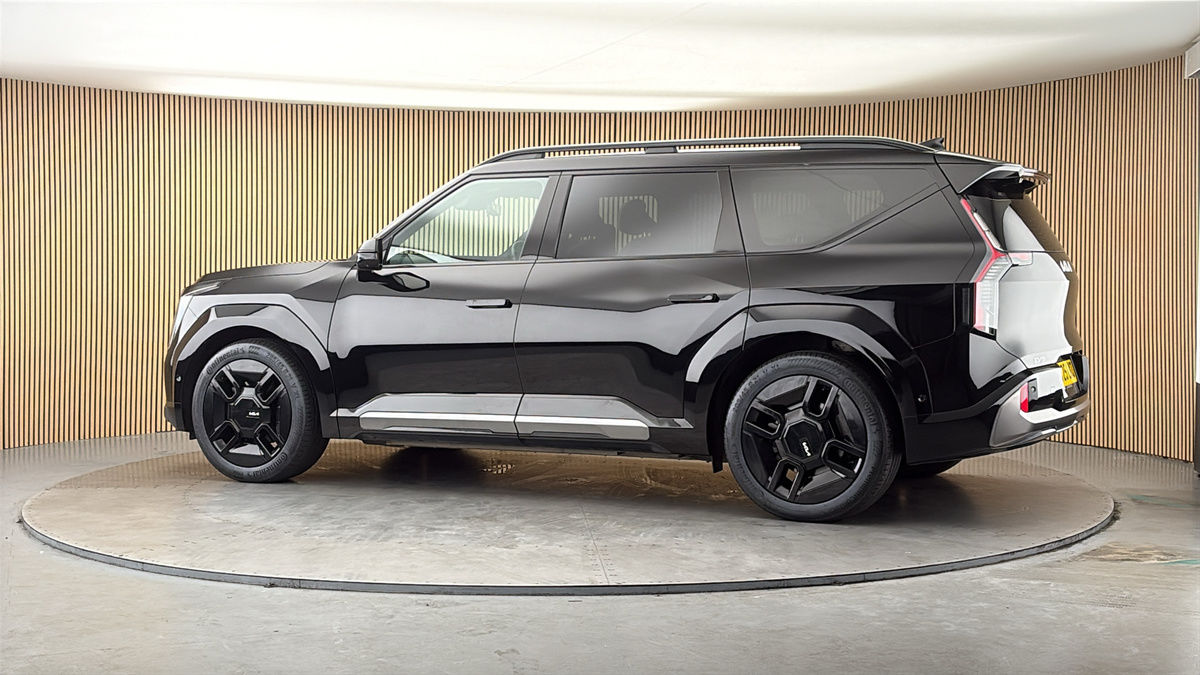More views of Kia EV9