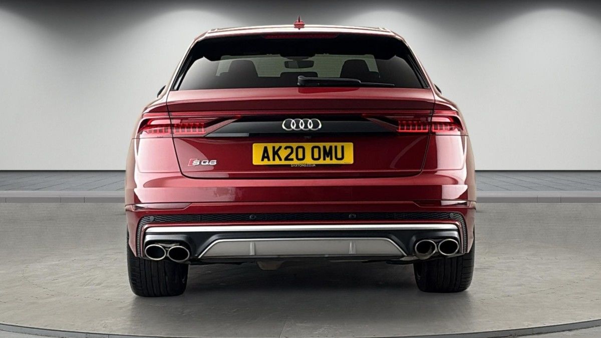 Audi SQ8 Image 4