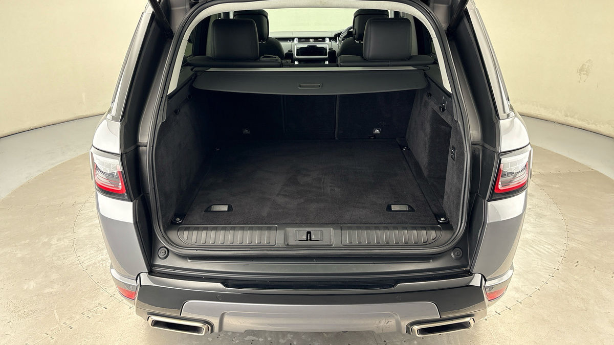 Land Rover Range Rover Sport Image 11