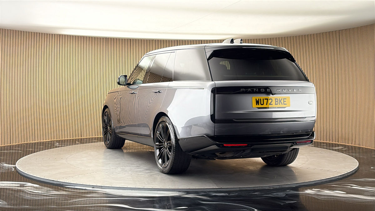More views of Land Rover Range Rover