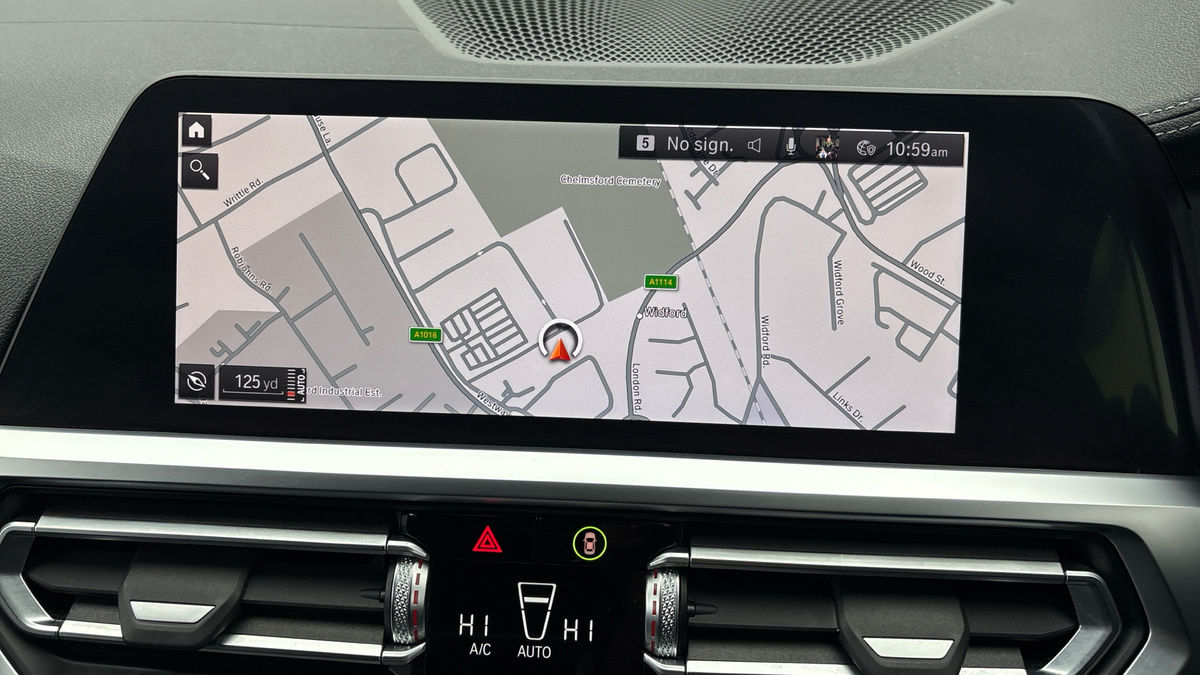 BMW 3 Series Image 17