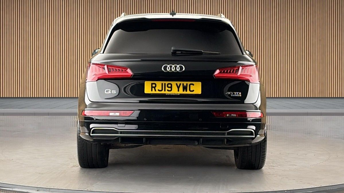 Audi Q5 Image 4