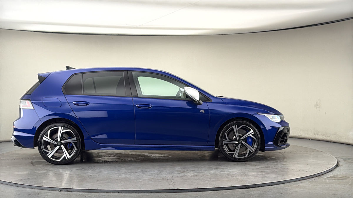 Volkswagen Golf Image 16