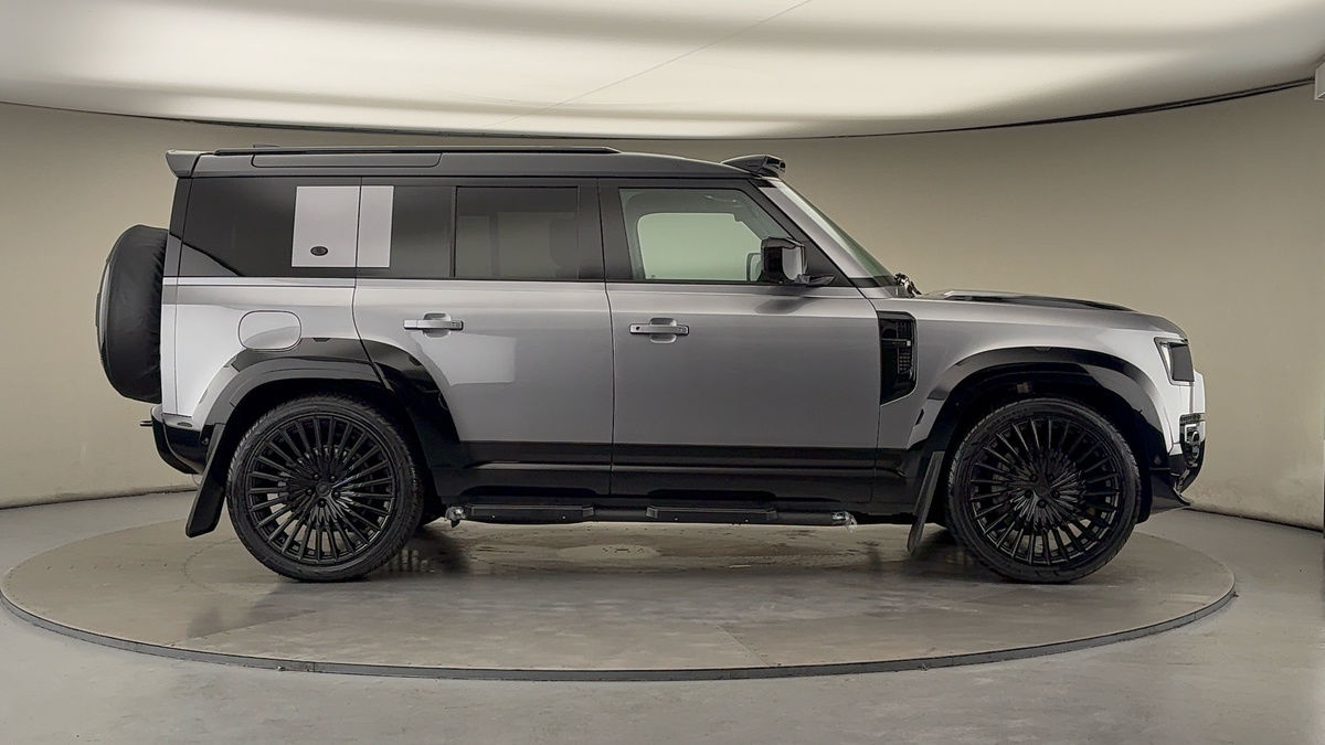 Land Rover Defender 110 Urban Image 16