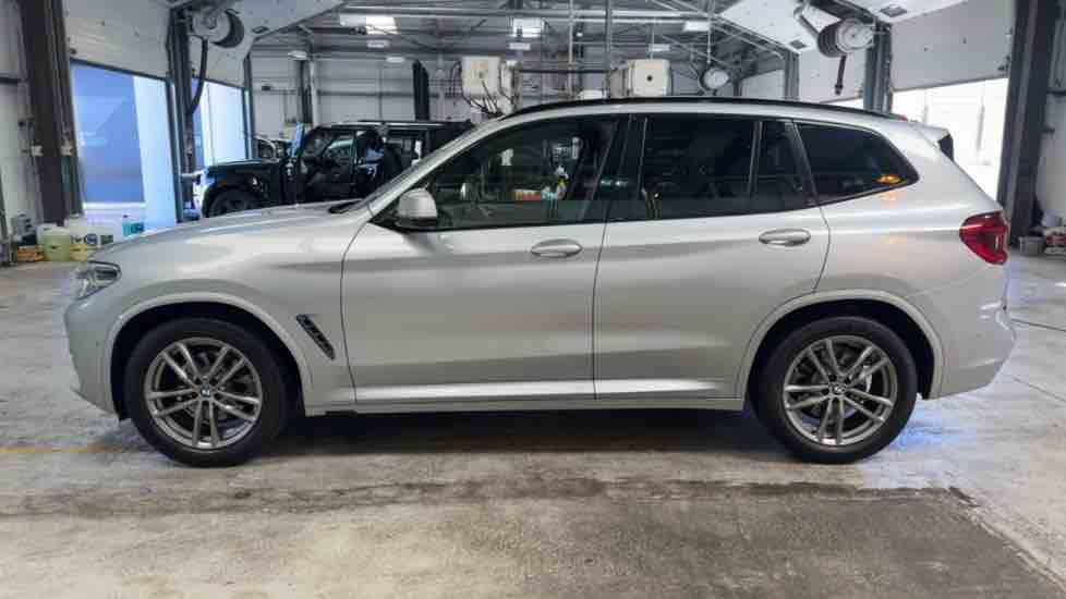 More views of BMW X3