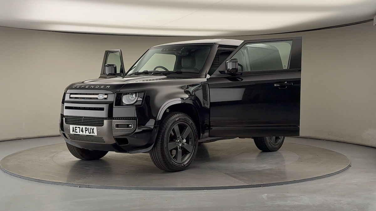 More views of Land Rover Defender 90