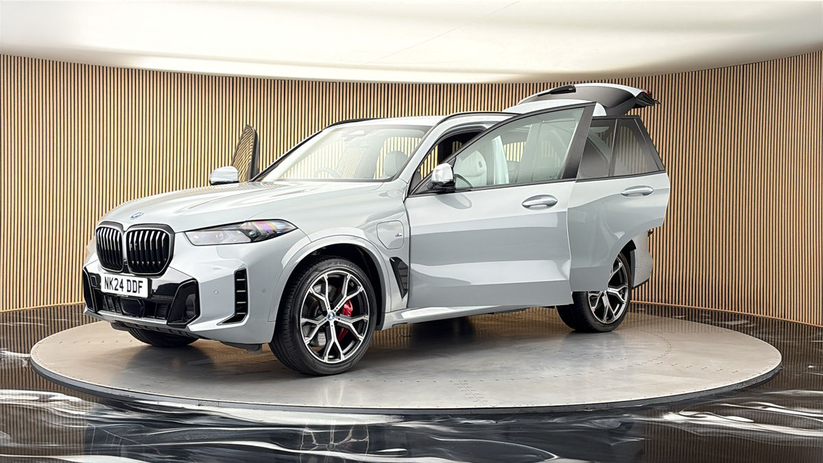 BMW X5 Image 22