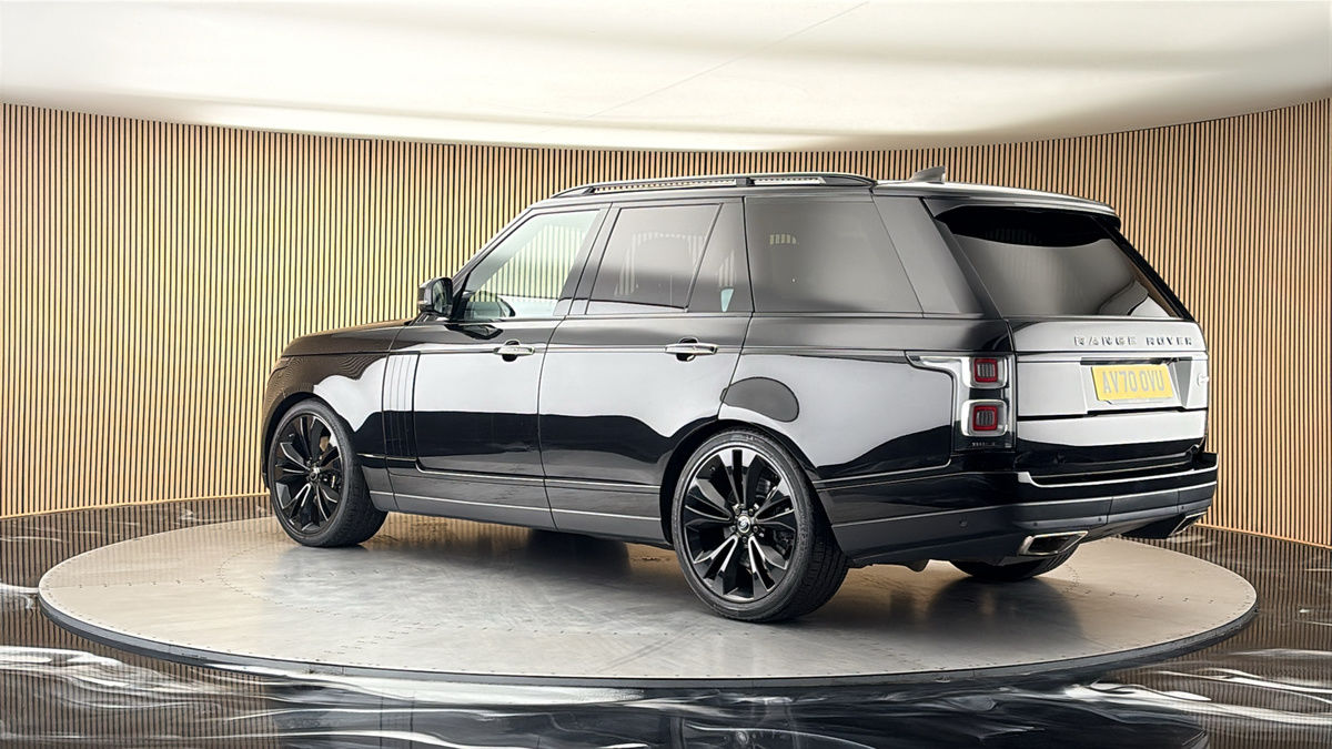 More views of Land Rover Range Rover