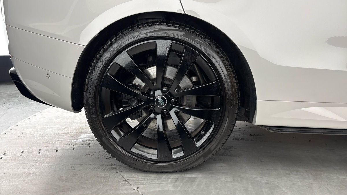 Land Rover Range Rover Sport Image 10