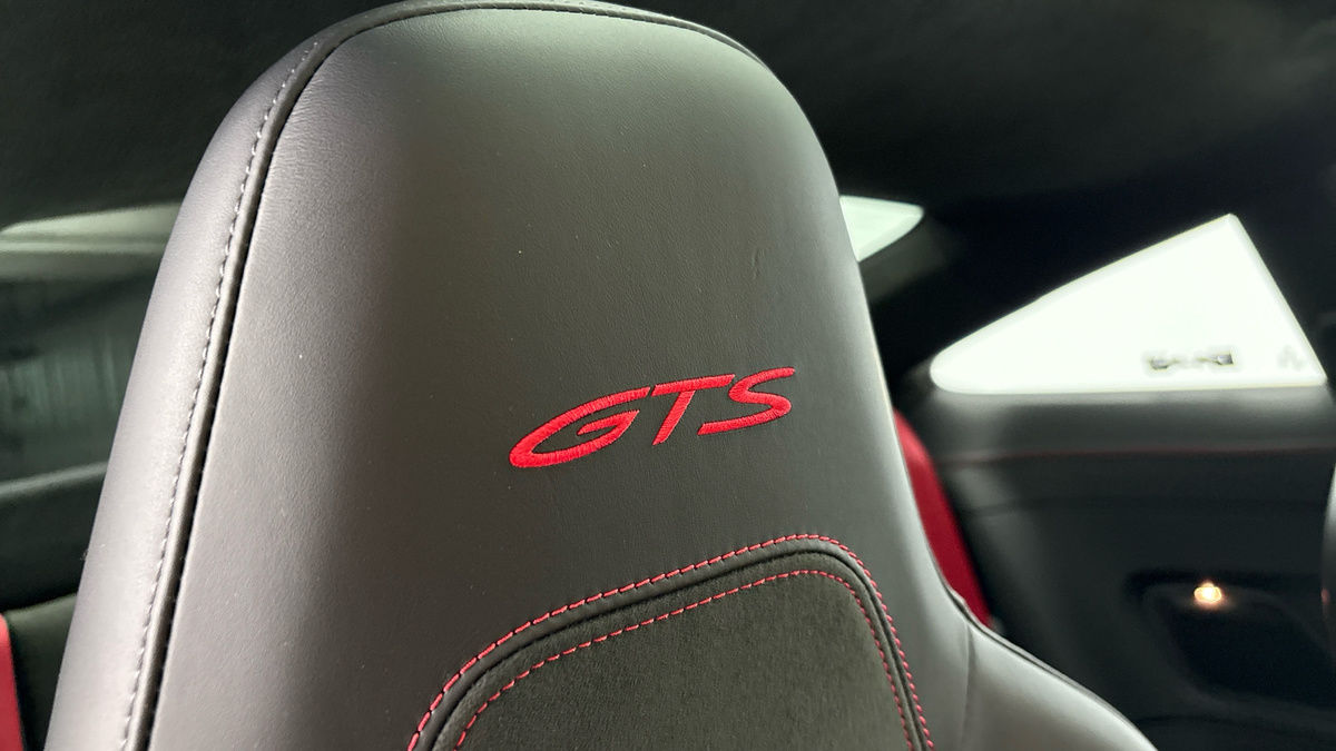 Porsche 911 Image 36