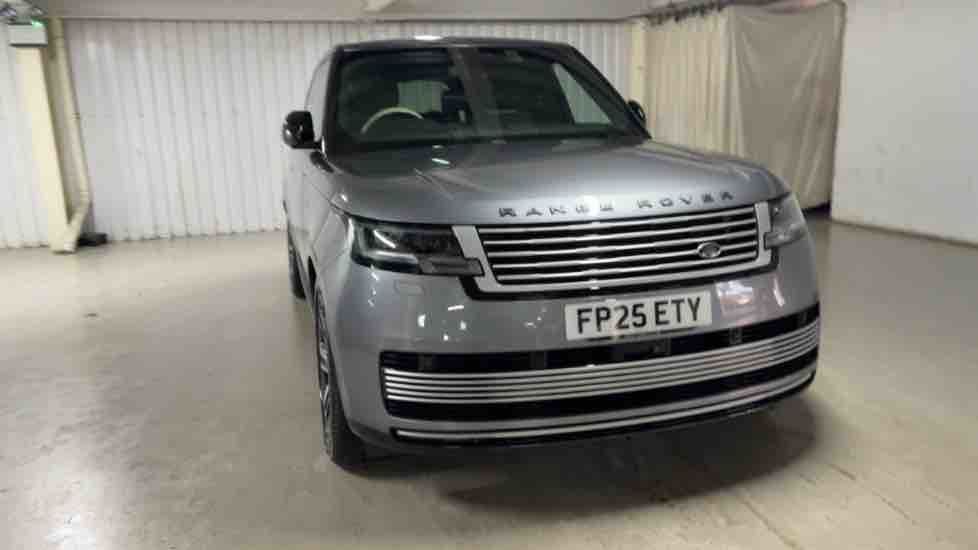 More views of Land Rover Range Rover