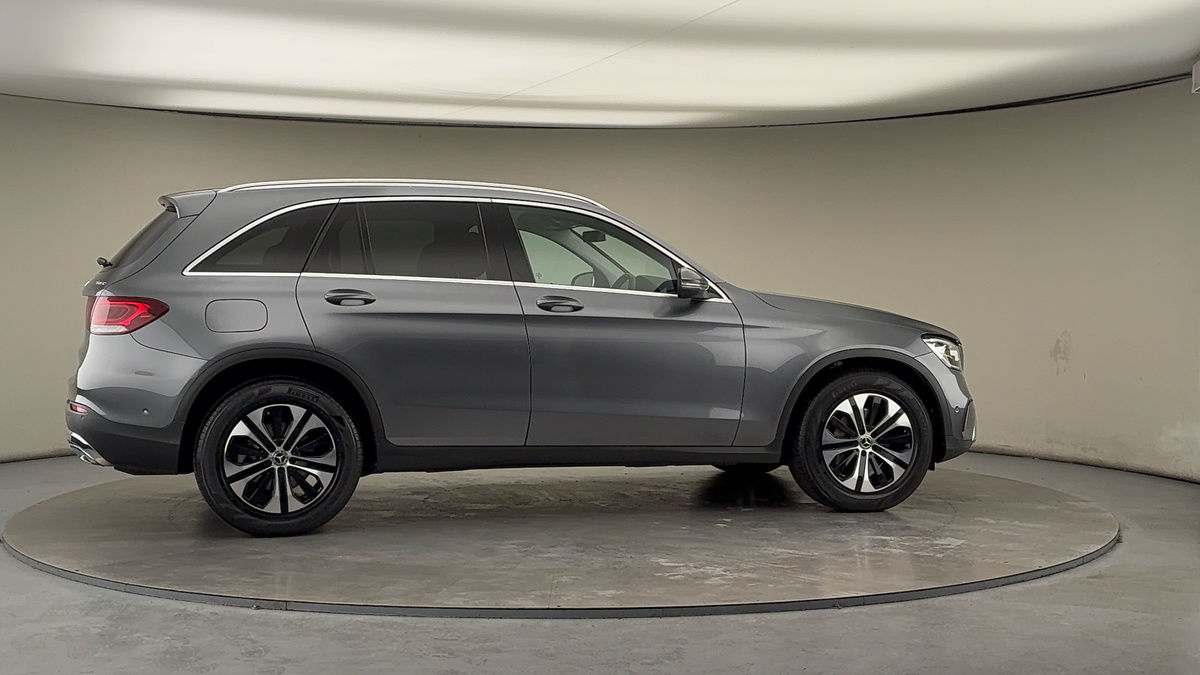 More views of Mercedes-Benz GLC