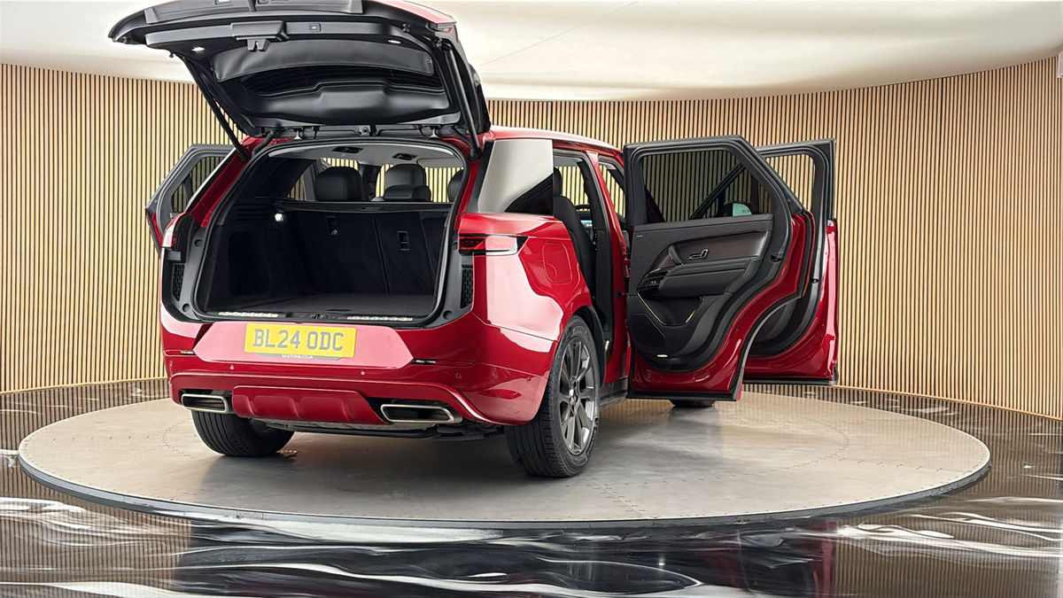 More views of Land Rover Range Rover Sport