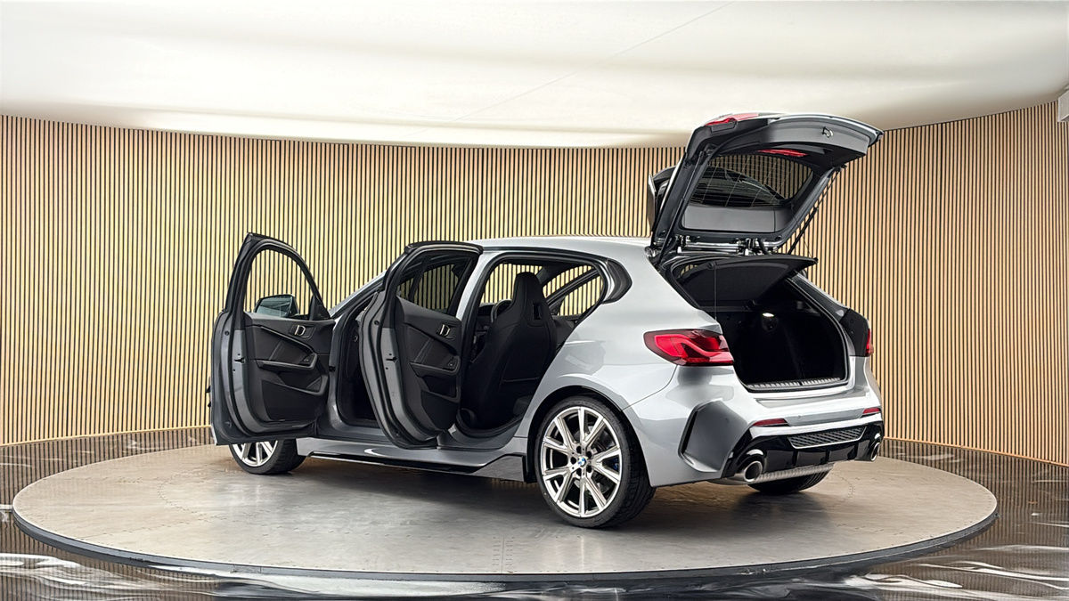 More views of BMW 1 Series