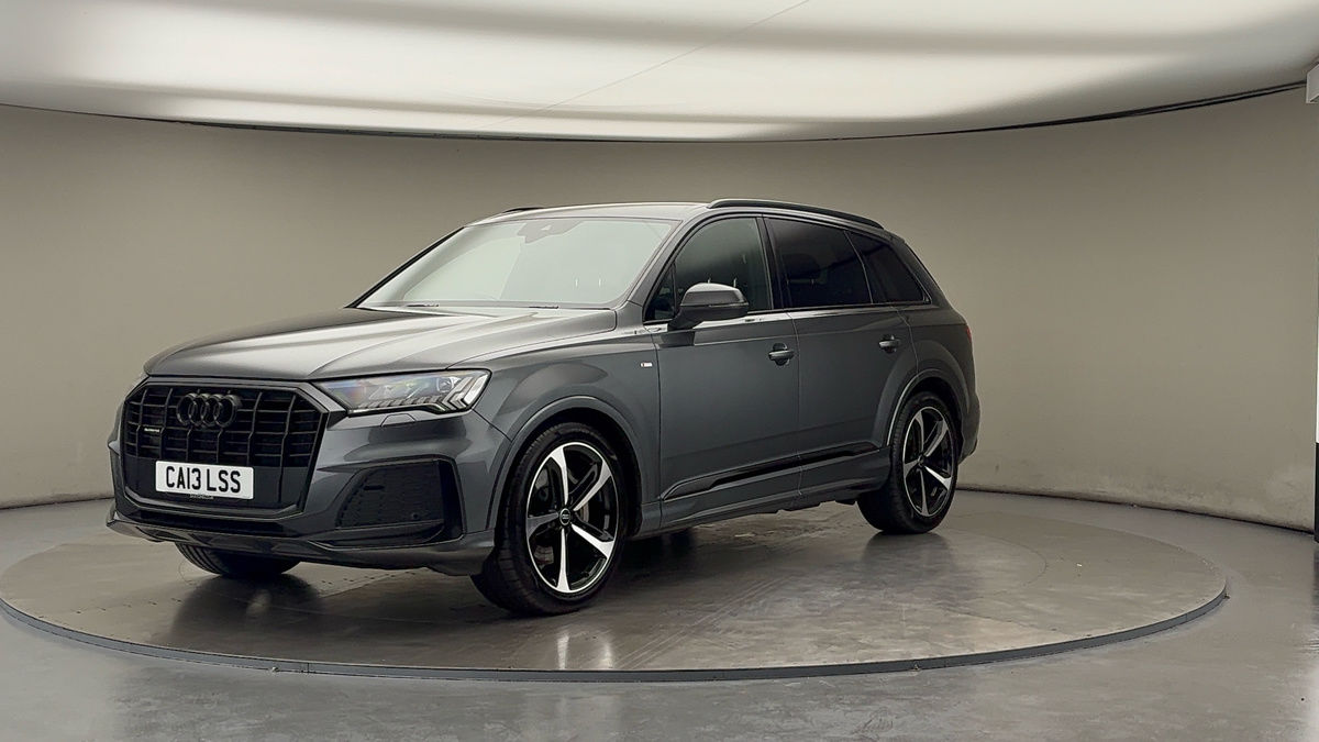 More views of Audi Q7