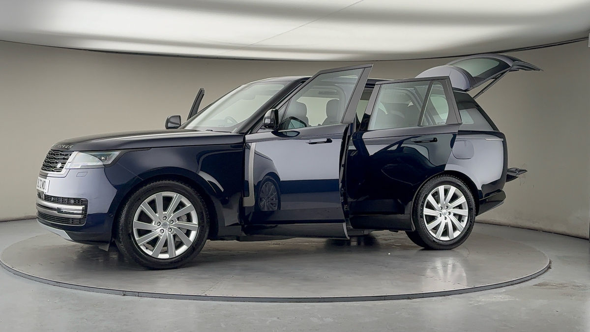 More views of Land Rover Range Rover