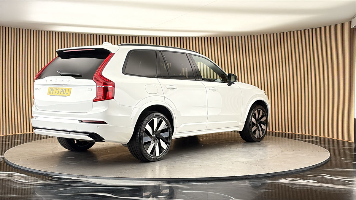 Volvo XC90 Image 21