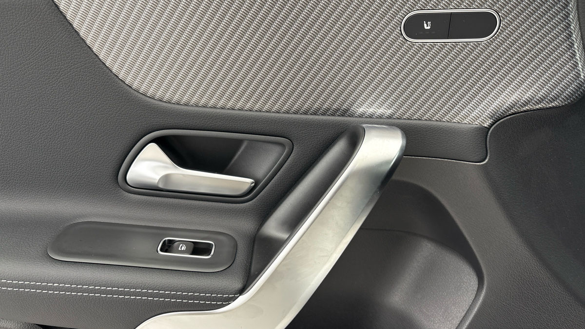 Mercedes-Benz A Class Image 19