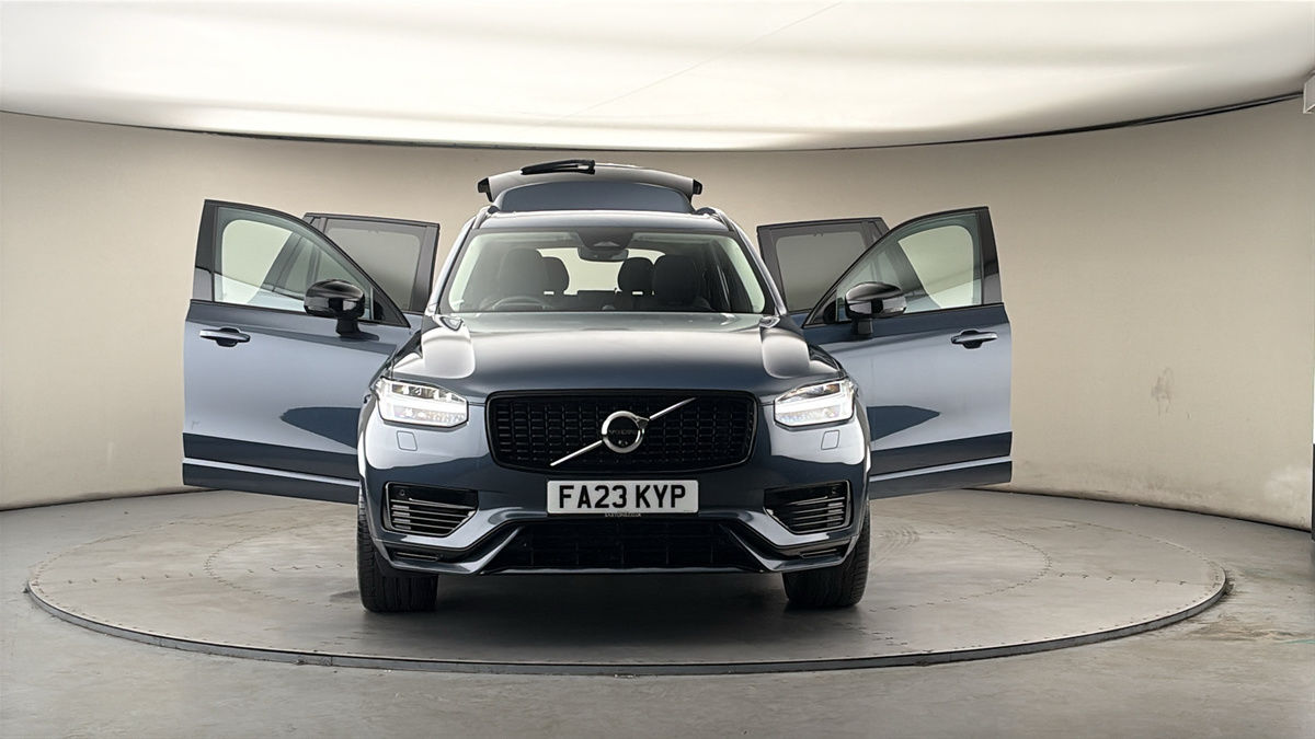 More views of Volvo XC90