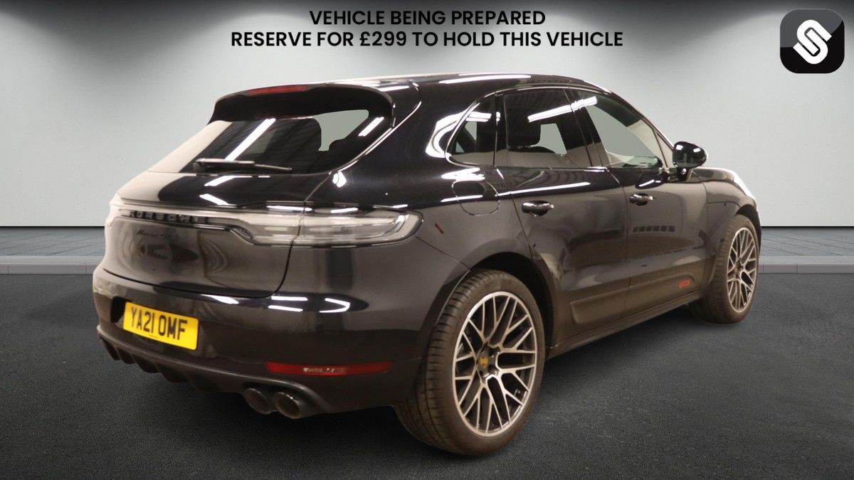 Porsche Macan Image 4