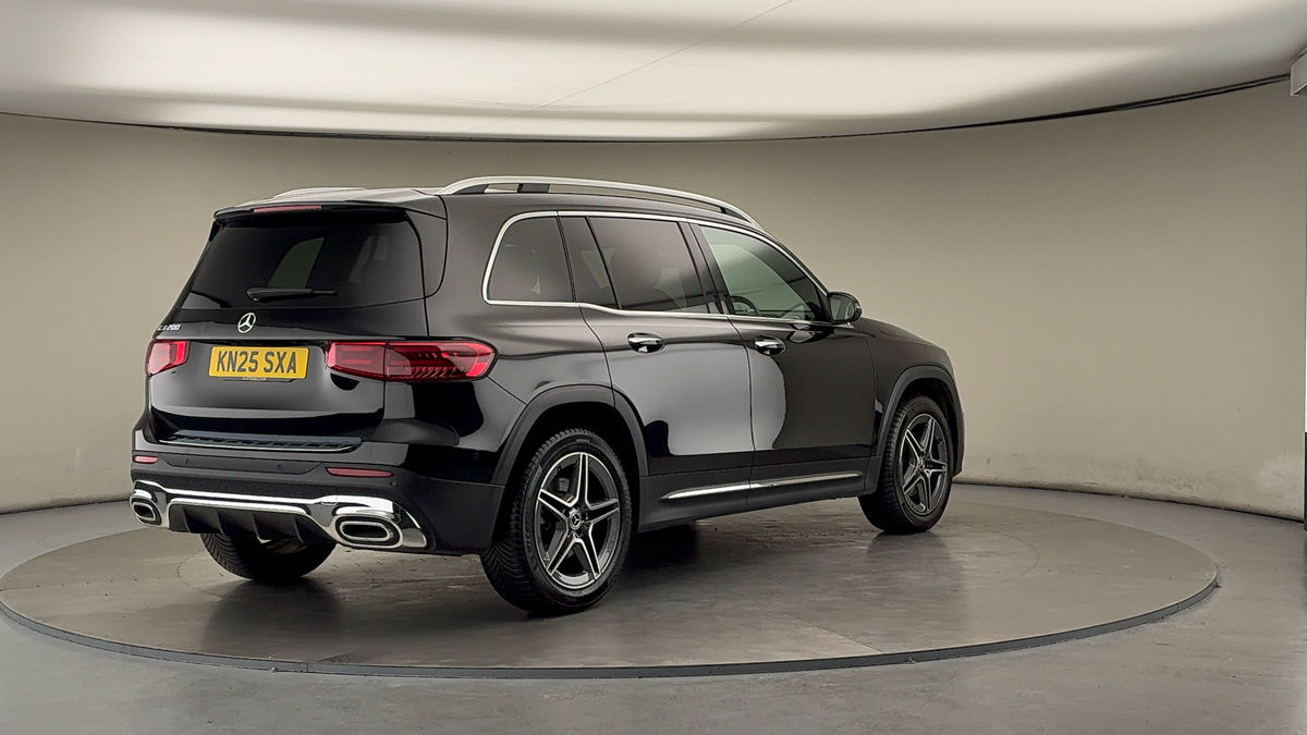 More views of Mercedes-Benz GLB