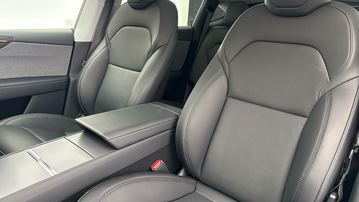 Tesla Model Y Image 7