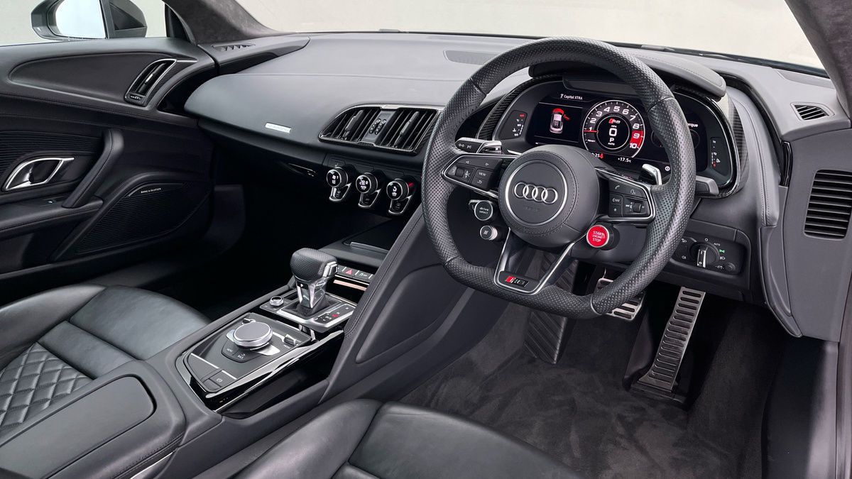 Audi R8 Image 5