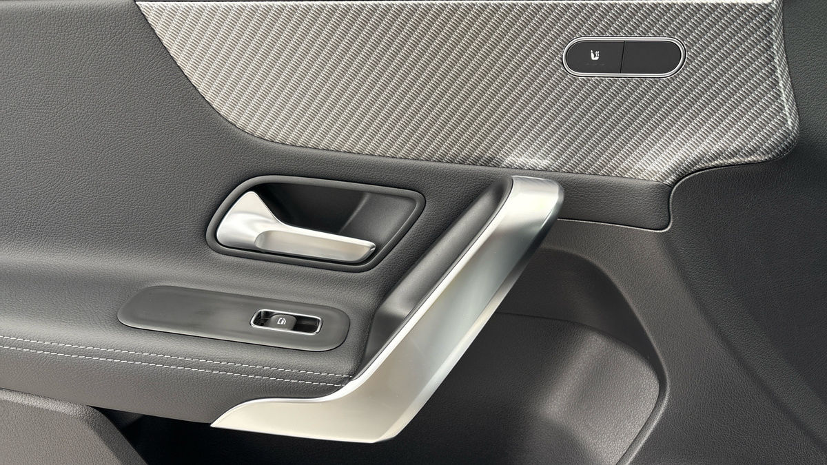 Mercedes-Benz A Class Image 19
