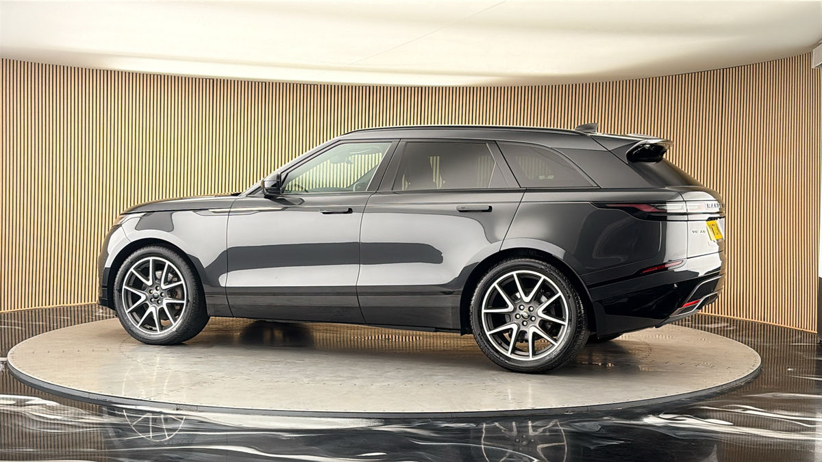 More views of Land Rover Range Rover Velar