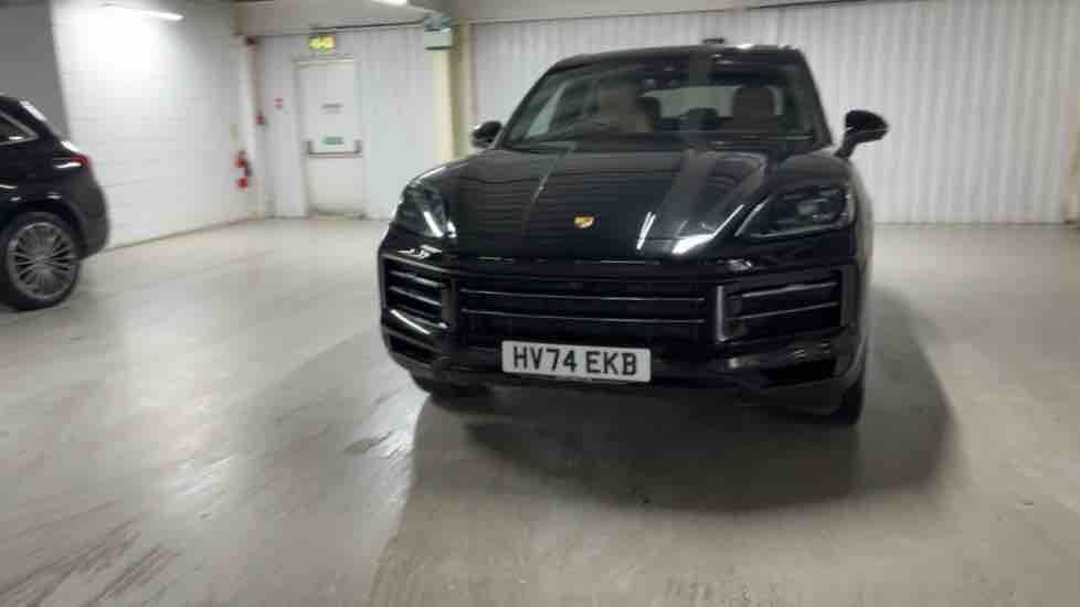 More views of Porsche Cayenne