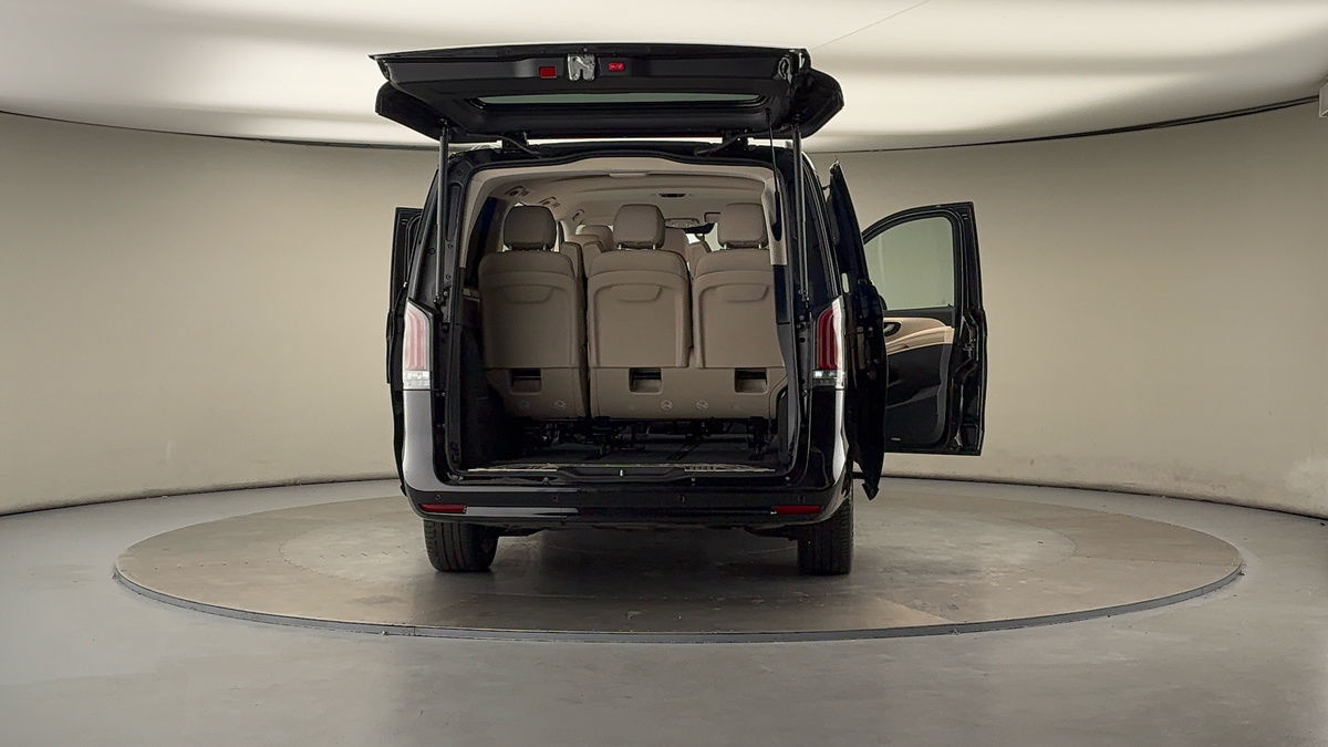 More views of Mercedes-Benz V Class