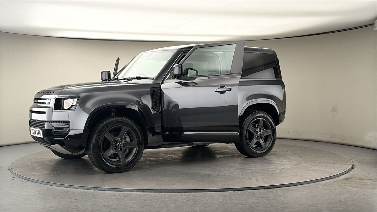 More views of Land Rover Defender 90