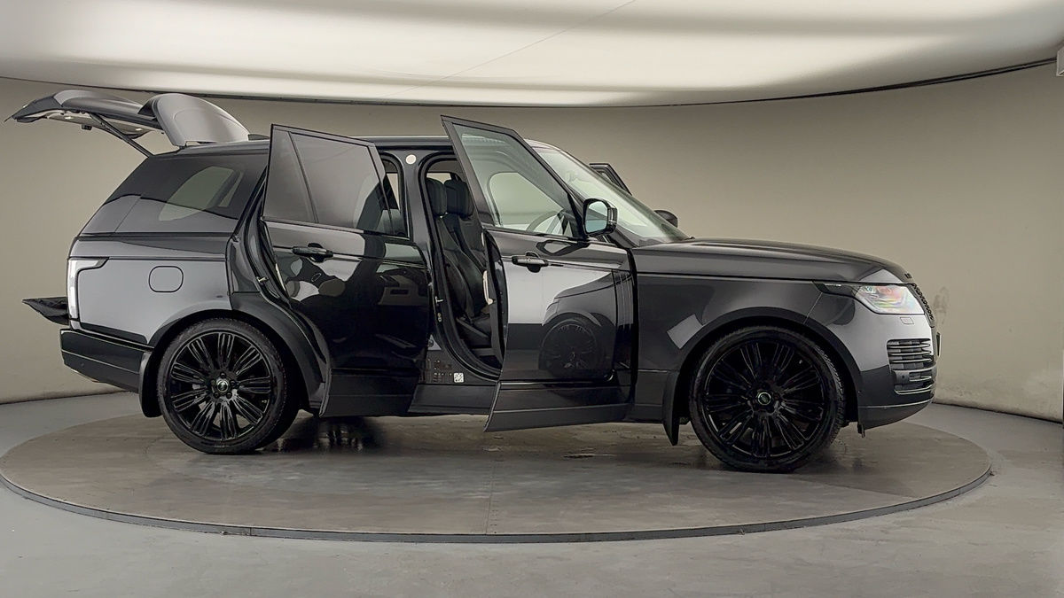 More views of Land Rover Range Rover