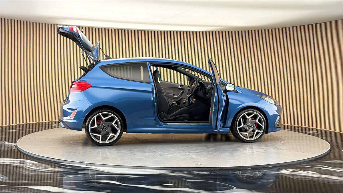 More views of Ford Fiesta