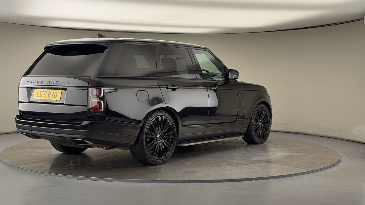 More views of Land Rover Range Rover