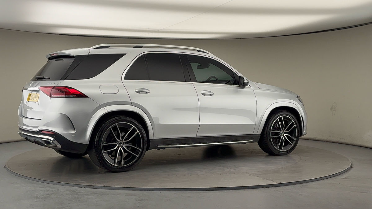 More views of Mercedes-Benz GLE
