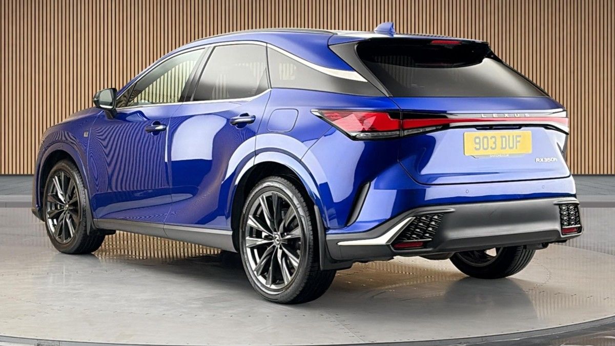Lexus RX Image 2