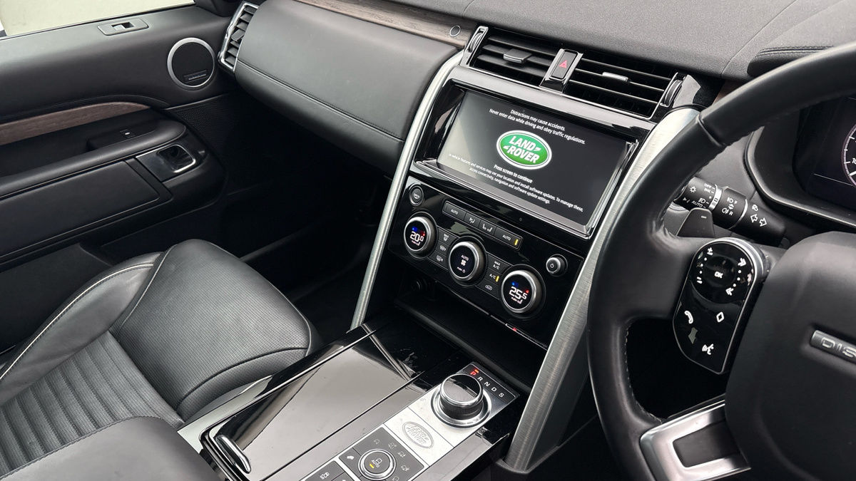 Land Rover Discovery Image 18