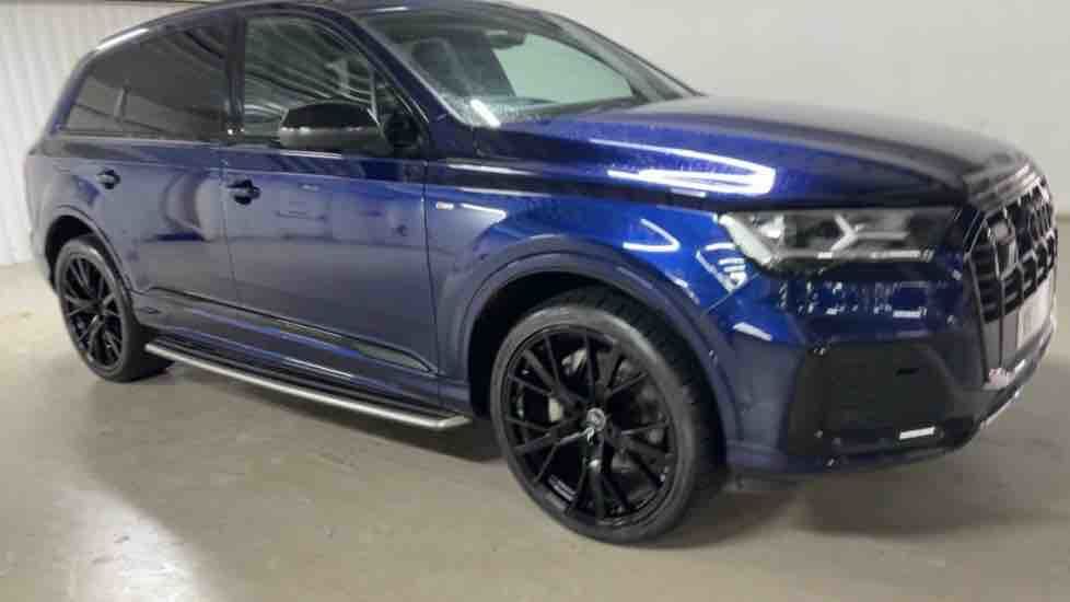 More views of Audi Q7