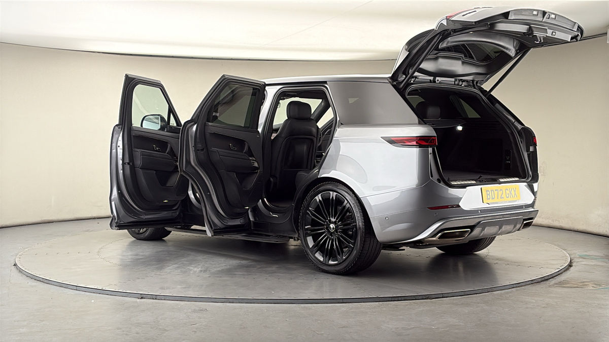 More views of Land Rover Range Rover Sport