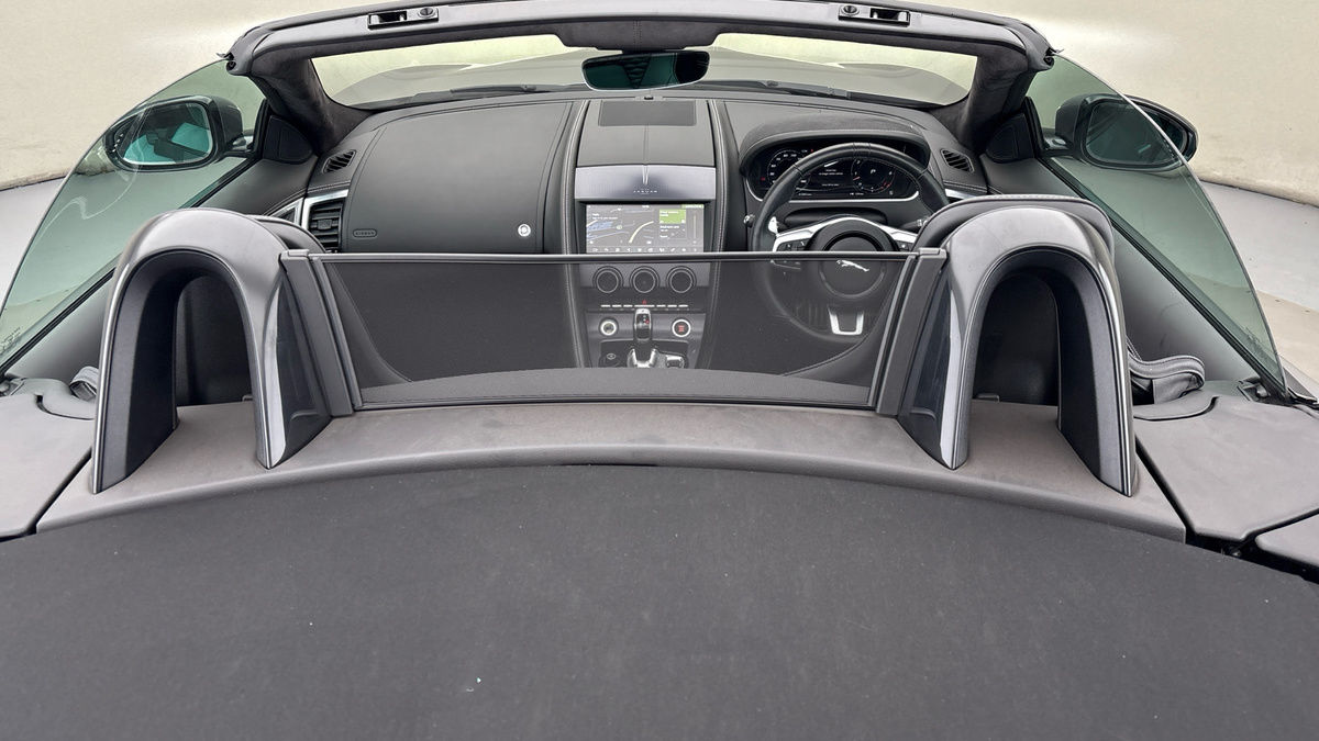 Jaguar F-Type Image 6