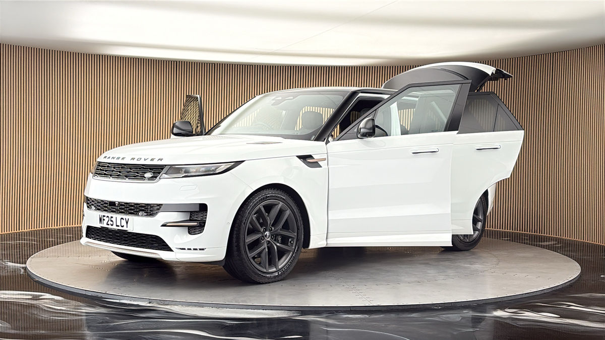 Land Rover Range Rover Sport Image 22