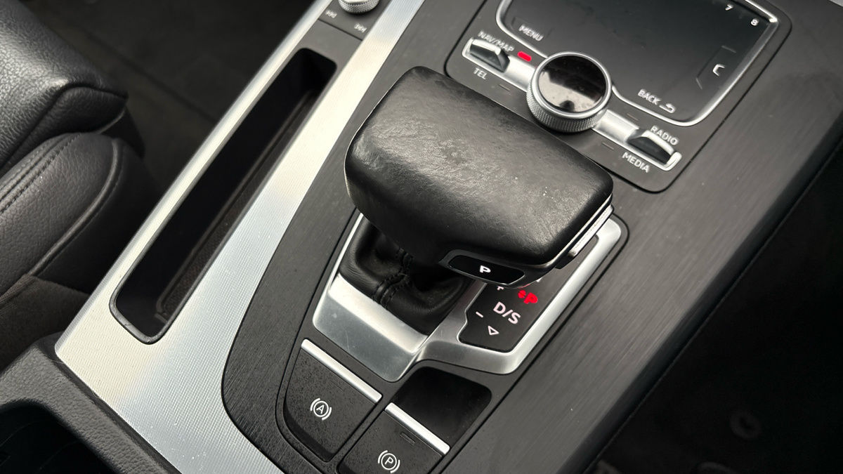 Audi Q5 Image 6