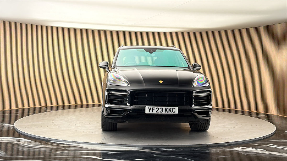 More views of Porsche Cayenne